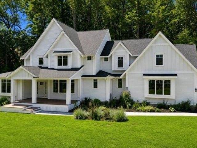 House for sale in Sudbury, Middlesex County