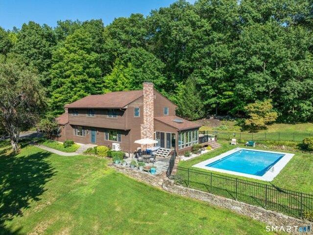 House for sale in Suffield, Connecticut