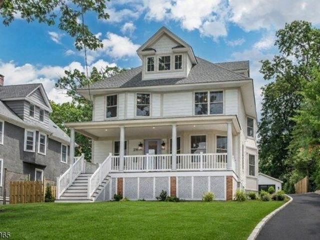 House for sale in Overlook, Summit