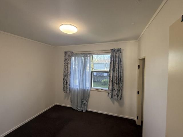 House for rent in Sunnynook, Oroua County