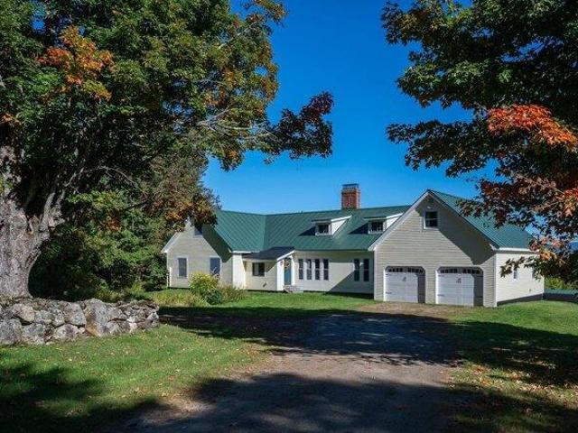 House for sale in Sutton, Caledonia County