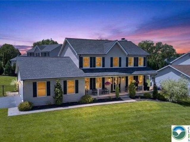House for sale in Tatamy, Pennsylvania