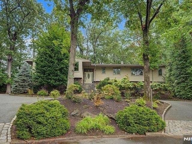 House for sale in Tenafly, Bergen County
