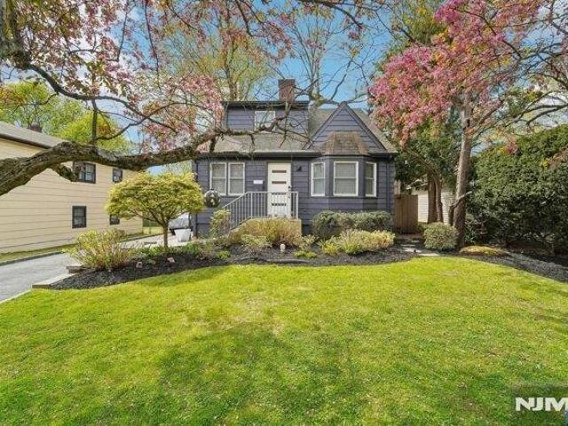 House for sale in Tenafly, Bergen County