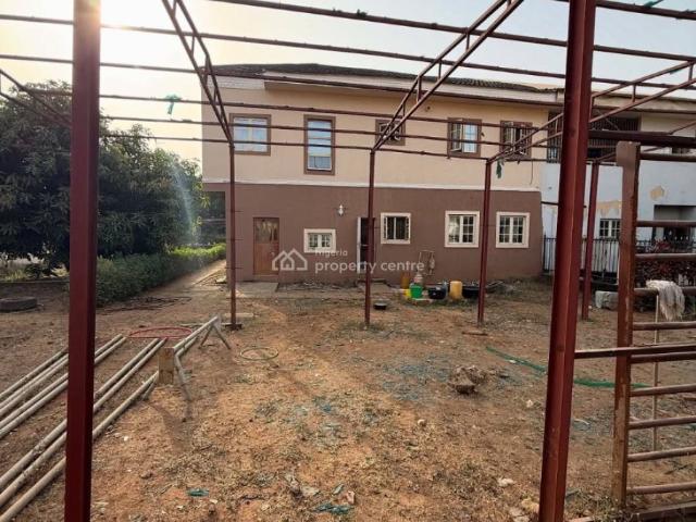 Detached house for sale in Abuja, Sokoto