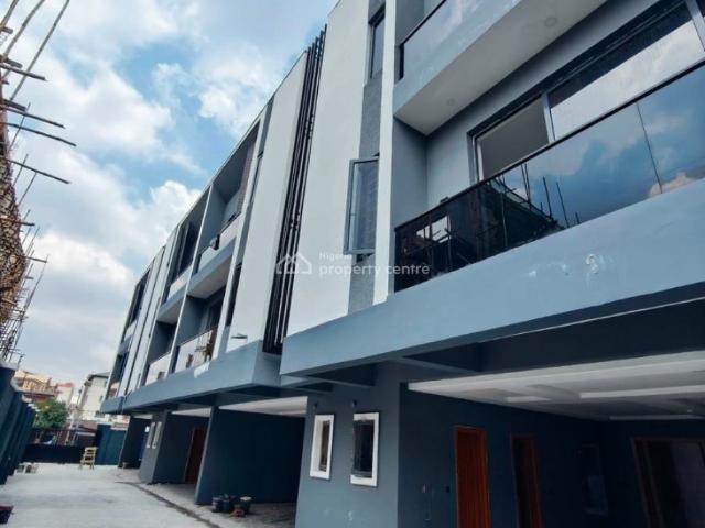Detached house for sale in Ikeja , Lagos