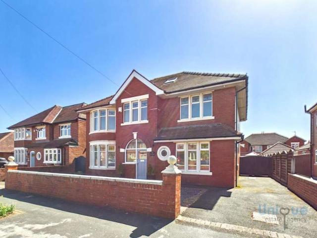 Farm for sale in Fairhaven, Lytham