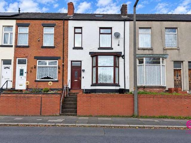 Cottage for sale in Farnworth, Bolton