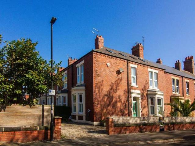 Terraced House for sale in Tynemouth, Preston