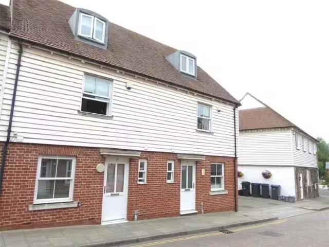 House for rent in Barracks, The Bridge