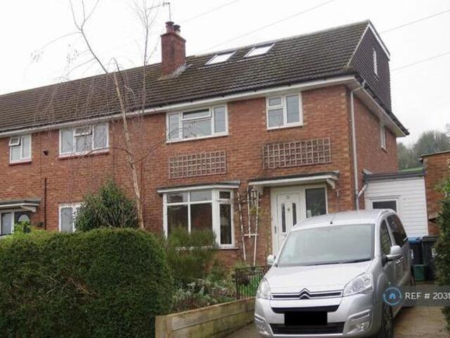 House for rent in Pouchen End, Hertfordshire