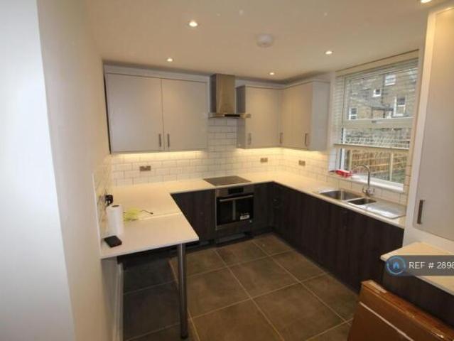 Cottage for rent in Cat Hill