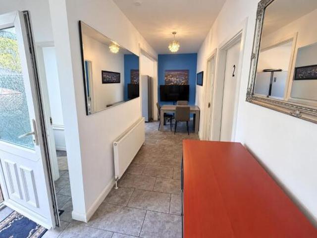 Cottage for rent in Cat Hill