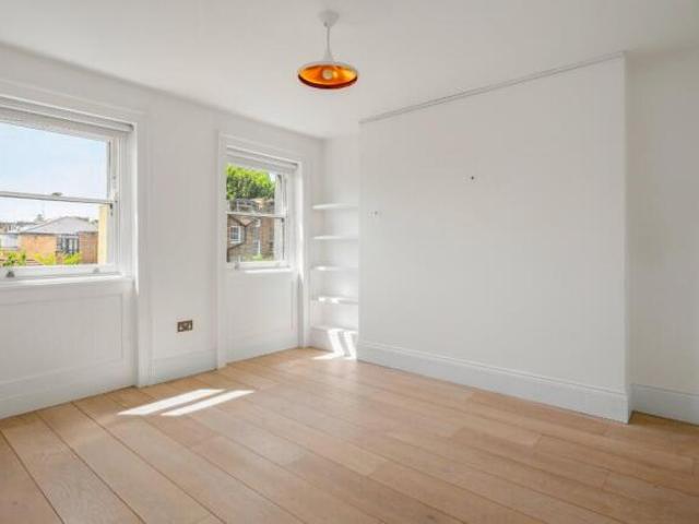 Cottage for rent in Cat Hill