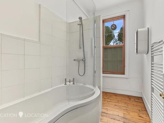 Cottage for rent in Cat Hill