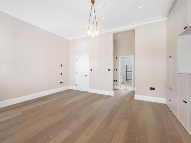 Cottage for rent in Cat Hill