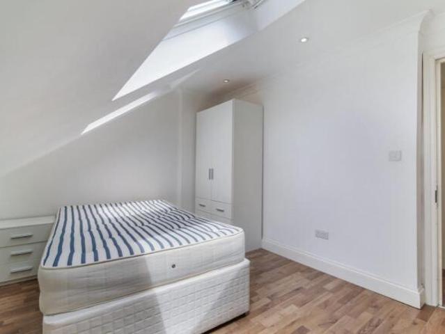 Cottage for rent in Cat Hill
