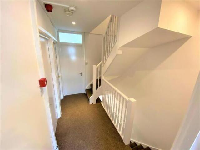 Cottage for rent in Cat Hill