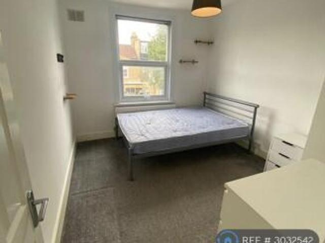 Cottage for rent in Cat Hill