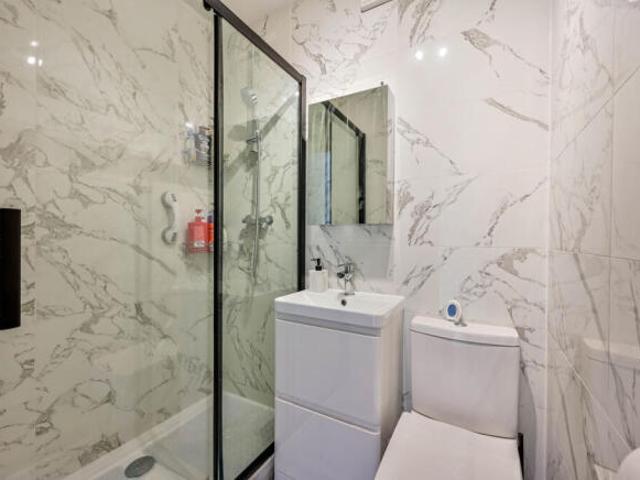 Cottage for rent in Wimbledon, Greater London