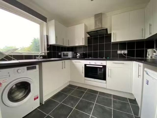 House for rent in Hales Place, The Bridge