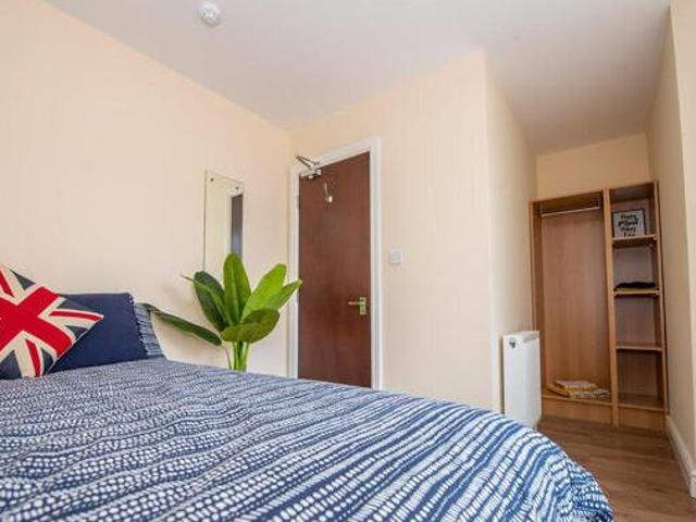 House for rent in Birkenhead, Wirral