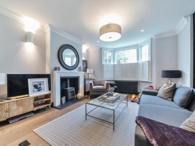 Cottage for rent in Cat Hill