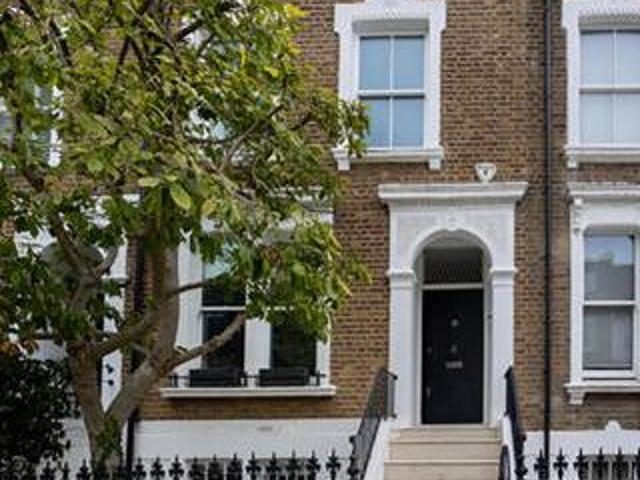House for sale in Lyons, Greater London