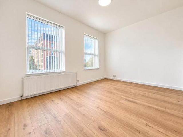 Cottage for rent in Hillfields, Bristol