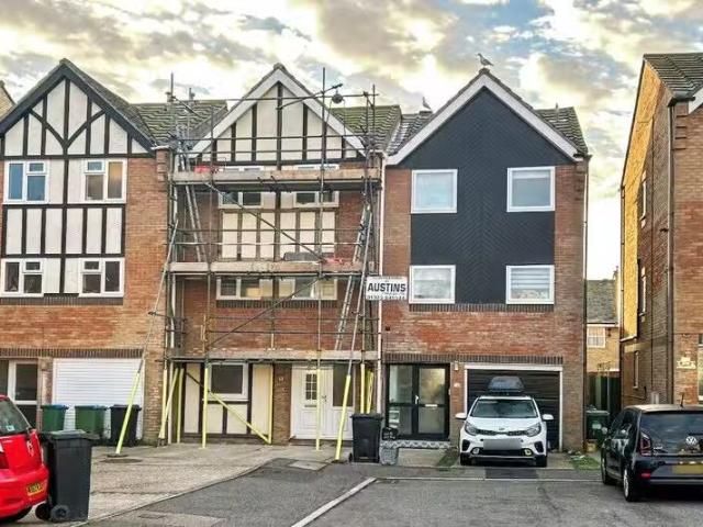 House for rent in Seaford, Iford