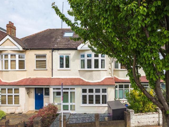 Terraced House for rent in Wandsworth