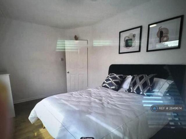 Cottage for rent in Cat Hill