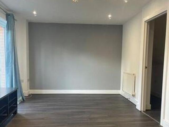 House for rent in Red Hill, Surrey