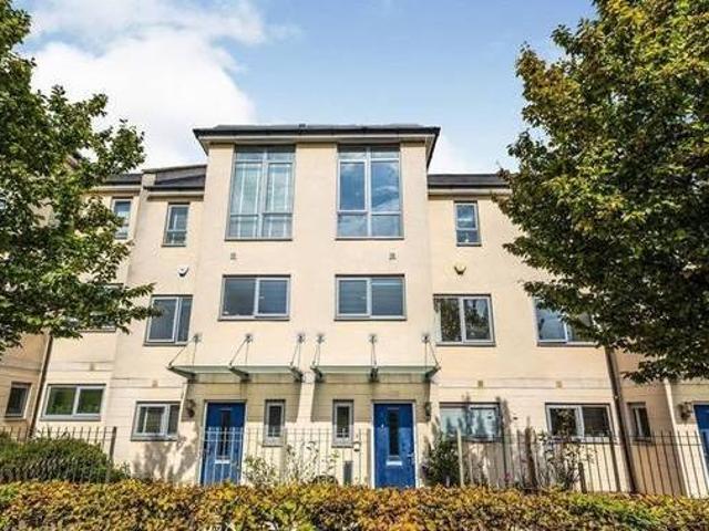House for rent in Lyons, Greater London