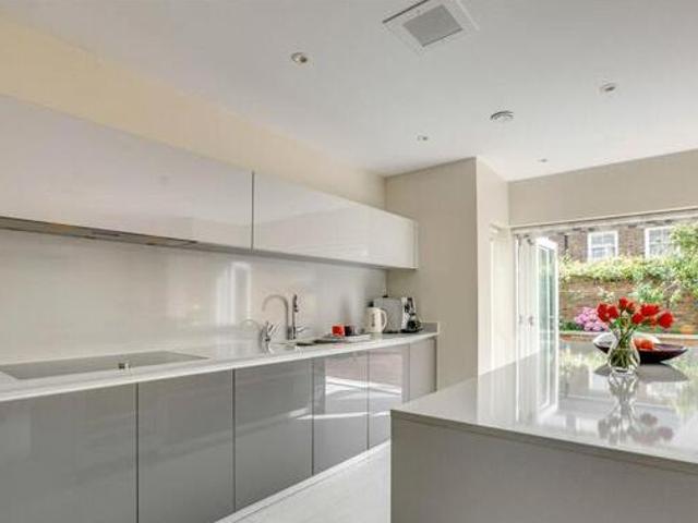 House for sale in City of London, Greater London