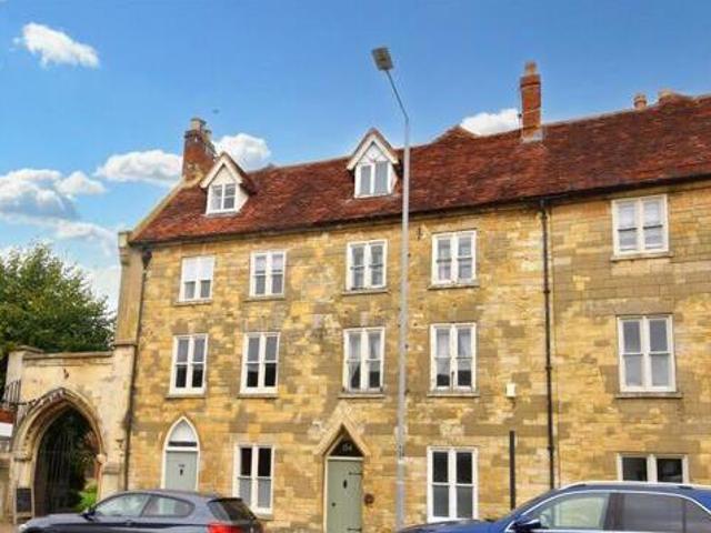 House for rent in Lyons, Greater London