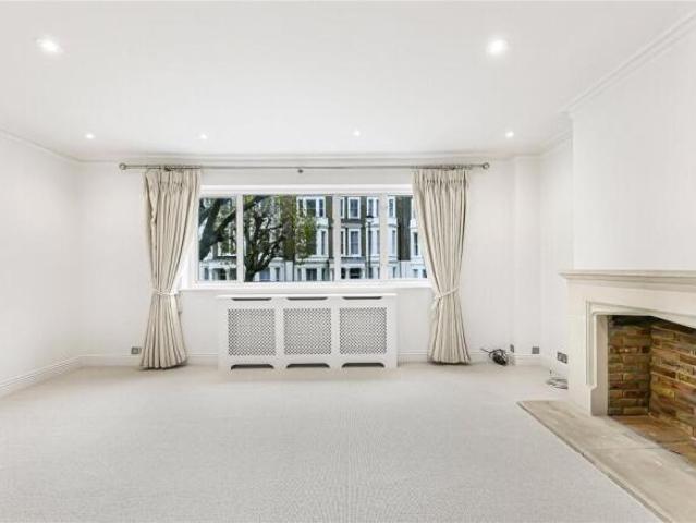 Cottage for rent in Paddington, Greater London
