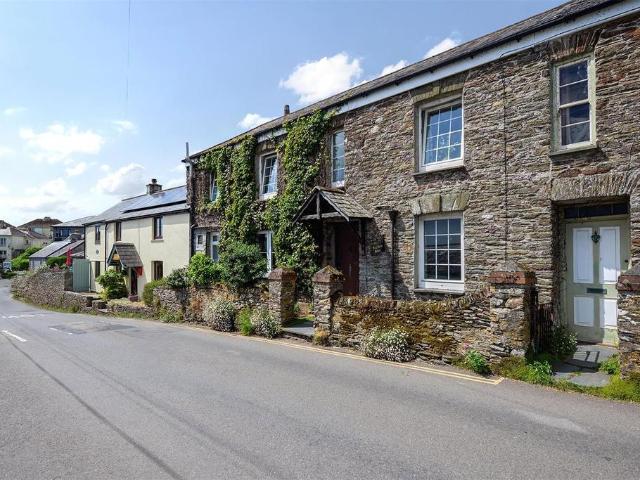 House for sale in Portwrinkle, Cornwall