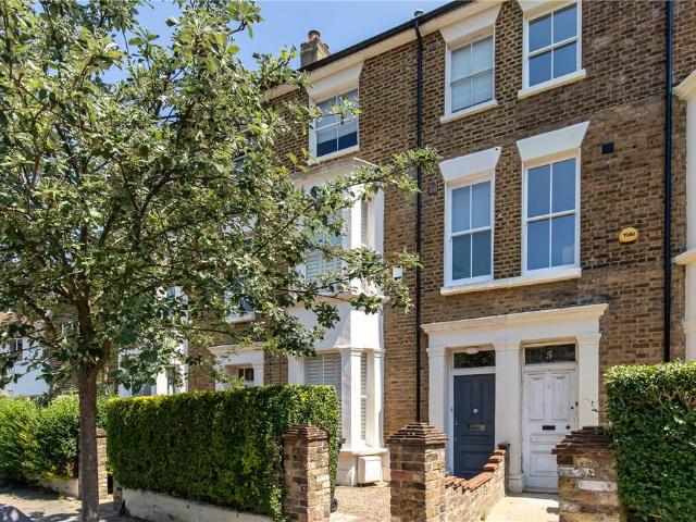 House for sale in London Borough of Ealing, Greater London