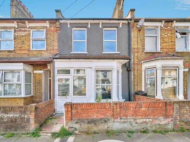 House for sale in Upton Park, Greater London