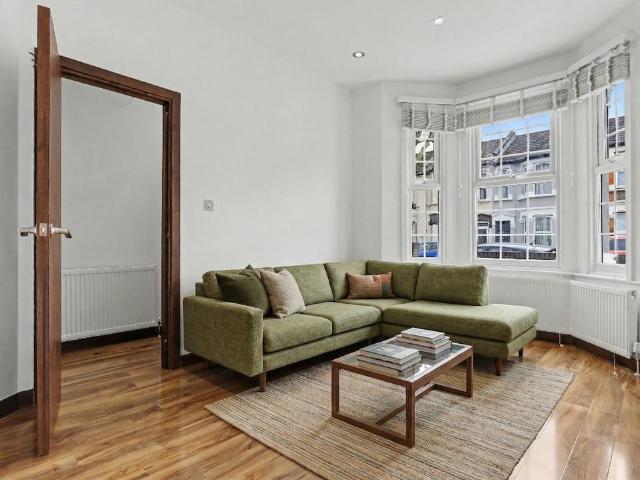 House for sale in Manor Park, Greater London