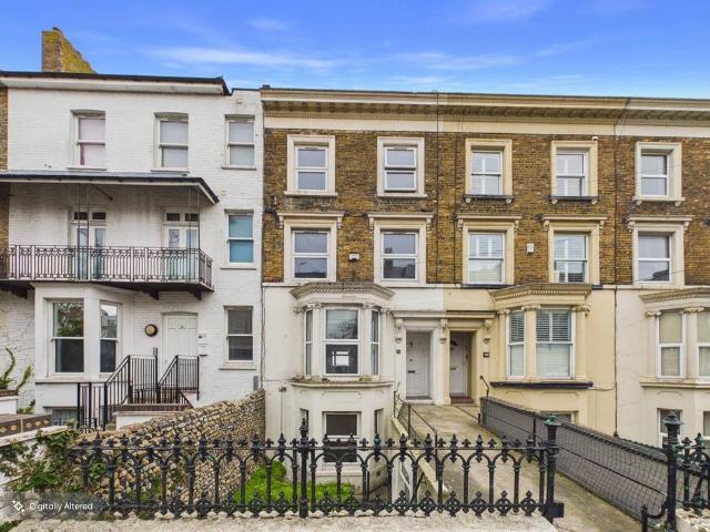 House for sale in West Cliff, Acol