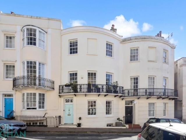 House for sale in Queen's Park, Brighton & Hove