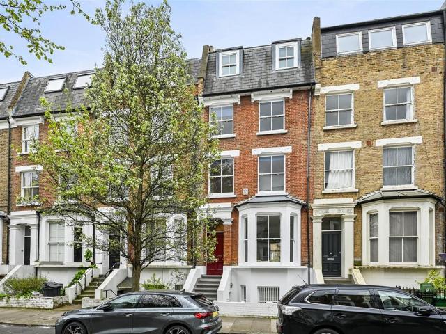 House for sale in Shepherd's Bush, Greater London