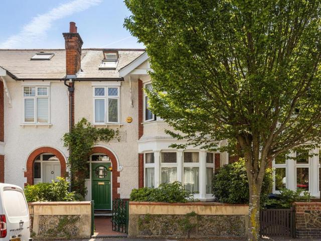 House for sale in London Borough of Ealing, Park Royal