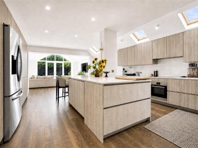 House for sale in Fulham, Greater London