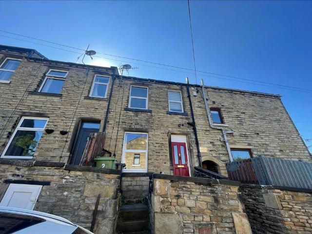 House for sale in Waterloo, Almondbury