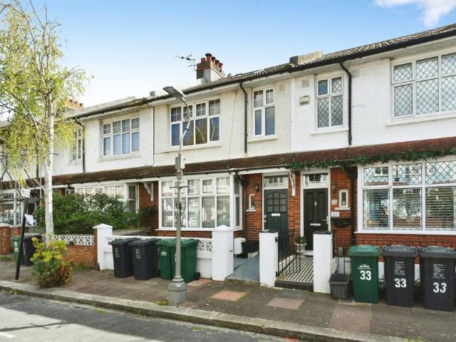 House for sale in Whitehawk, Brighton & Hove