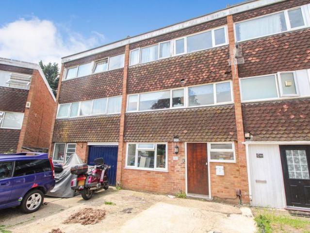 House for sale in Kempston, Bedford