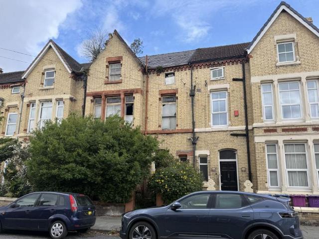 House for sale in Calderstones